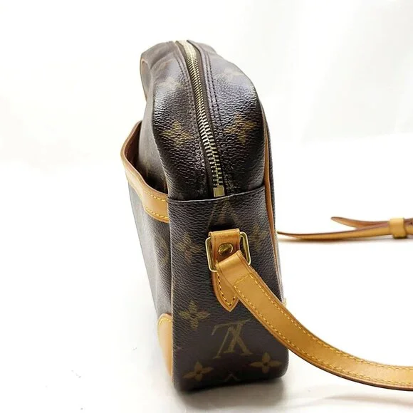 Authentic Louis Vuitton Trocadero 27 Brown Monogram Crossbody mn643-112725 - Picture 4 of 16